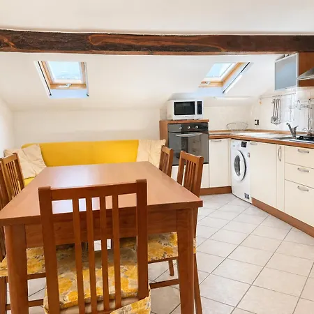 Appartamento Hostdomus - La Terrazza Sul Mare Finale Ligure