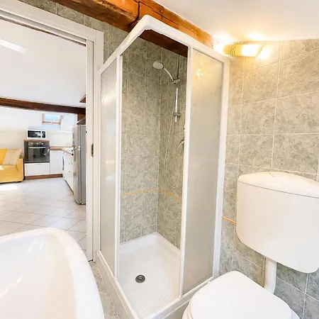 Hostdomus - La Terrazza Sul Mare *